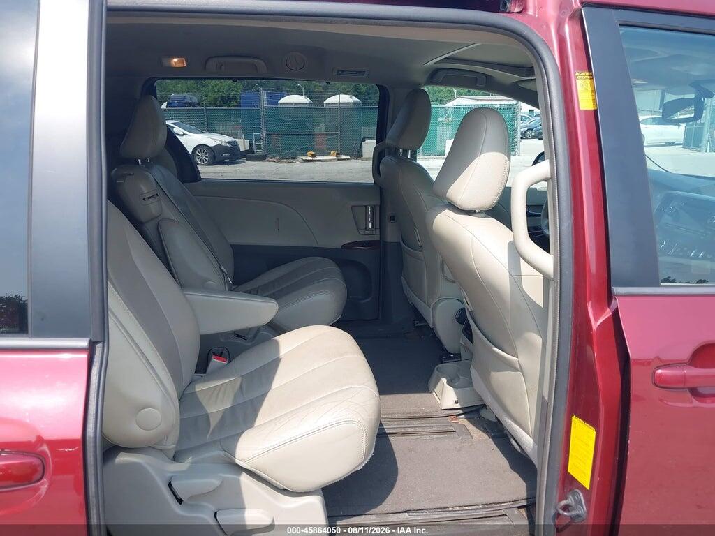 5TDYK3DC8DS325954 2013 TOYOTA SIENNA photo no. 8