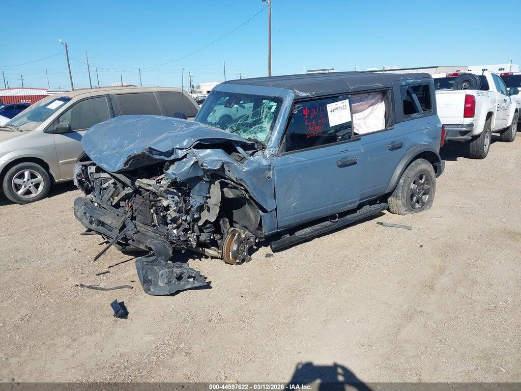 1FMEE5BP3PLB10107 2023 FORD BRONCO photo no. 2
