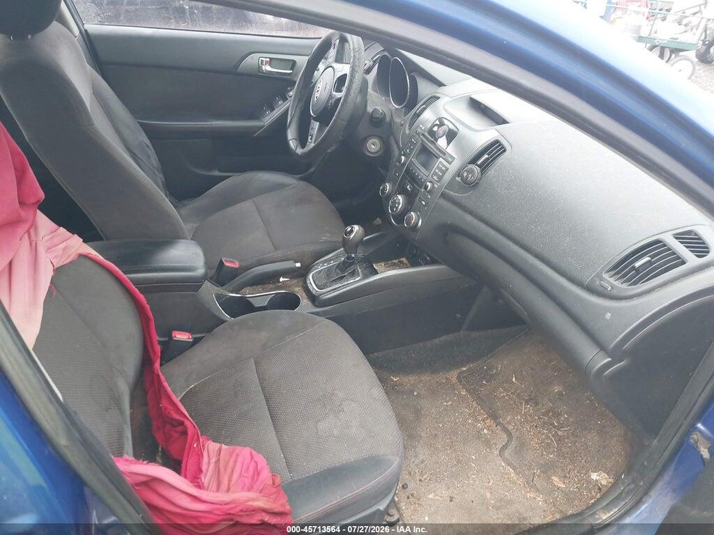 KNAFW5A38D5663885 2013 KIA FORTE photo no. 5