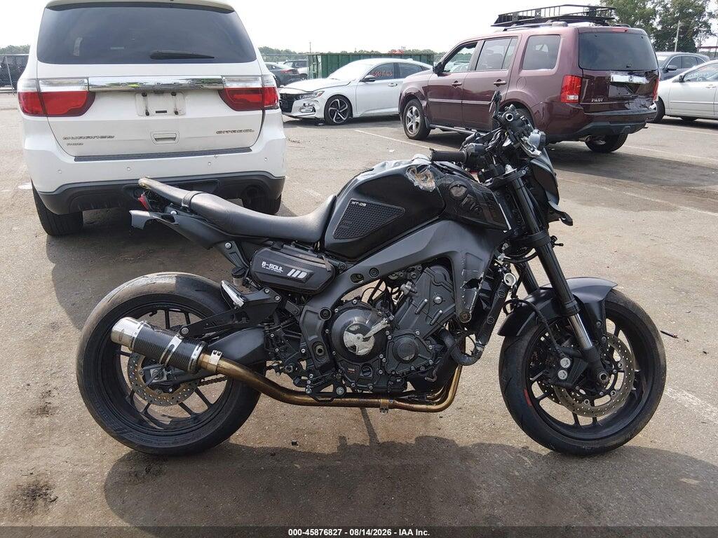 JYARN71E4NA002360 2022 YAMAHA MT09 photo no. 12