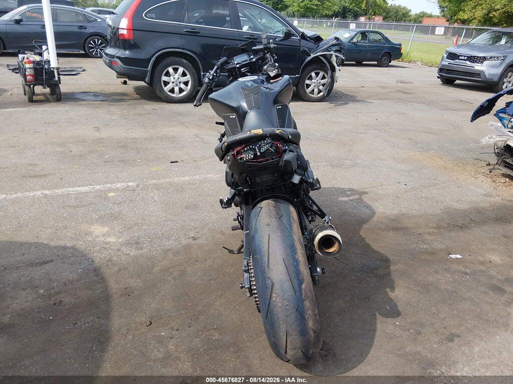 JYARN71E4NA002360 2022 YAMAHA MT09 photo no. 6