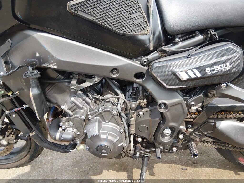 JYARN71E4NA002360 2022 YAMAHA MT09 photo no. 9