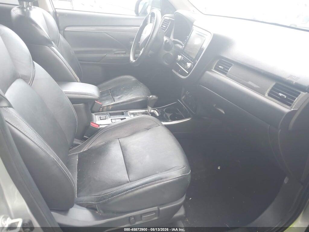 JA4AD3A39LJ000820 2020 MITSUBISHI OUTLANDER photo no. 5