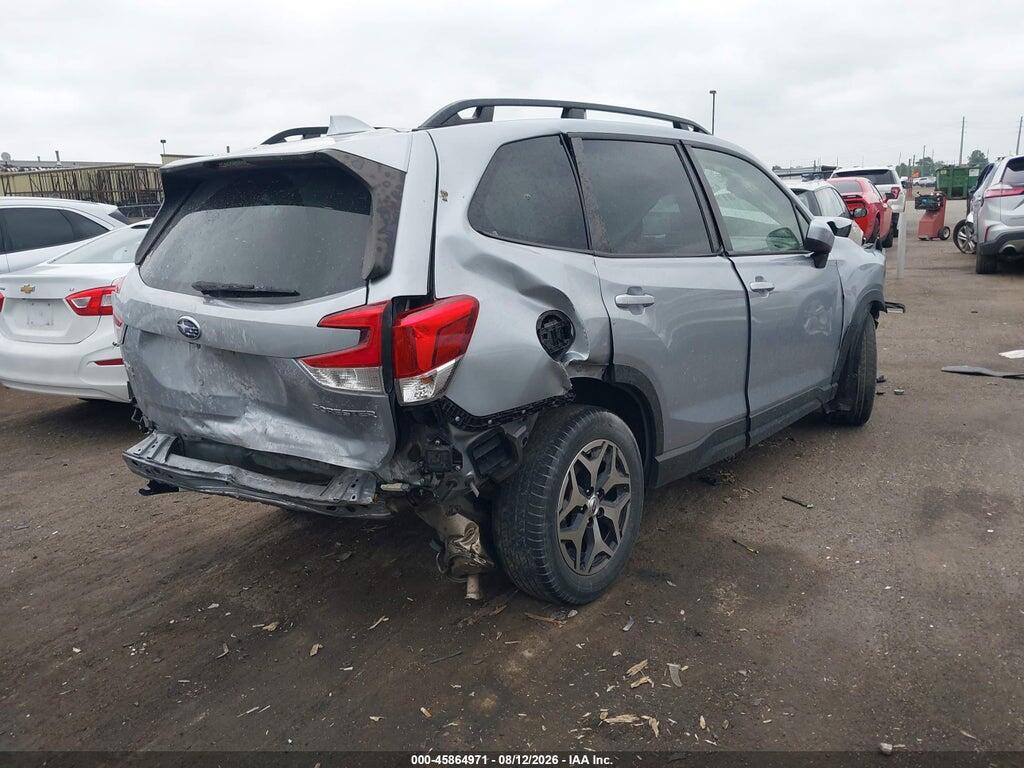 JF2SKAEC0NH400064 2022 SUBARU FORESTER photo no. 4