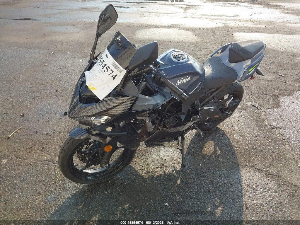JKAEXKH13NDAE2729 2022 KAWASAKI EX400 photo no. 2
