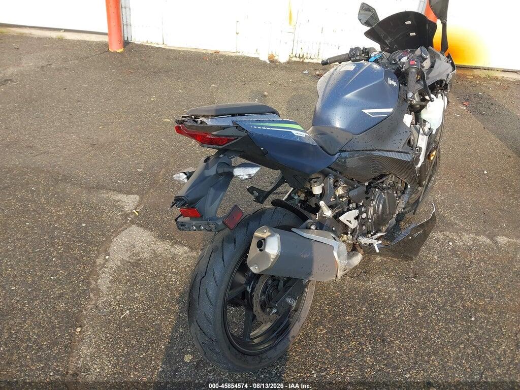 JKAEXKH13NDAE2729 2022 KAWASAKI EX400 photo no. 4