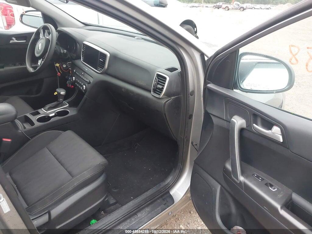 KNDPMCAC1N7000830 2022 KIA SPORTAGE photo no. 5