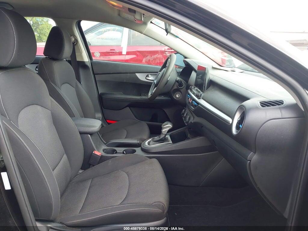3KPF24AD3RE750333 2024 KIA FORTE photo no. 5