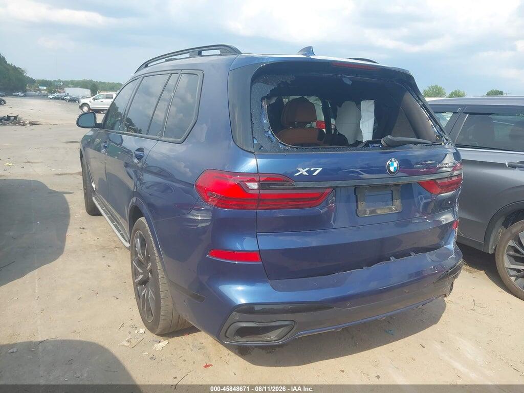 5UXCW2C04N9L65155 2022 BMW X7 photo no. 3