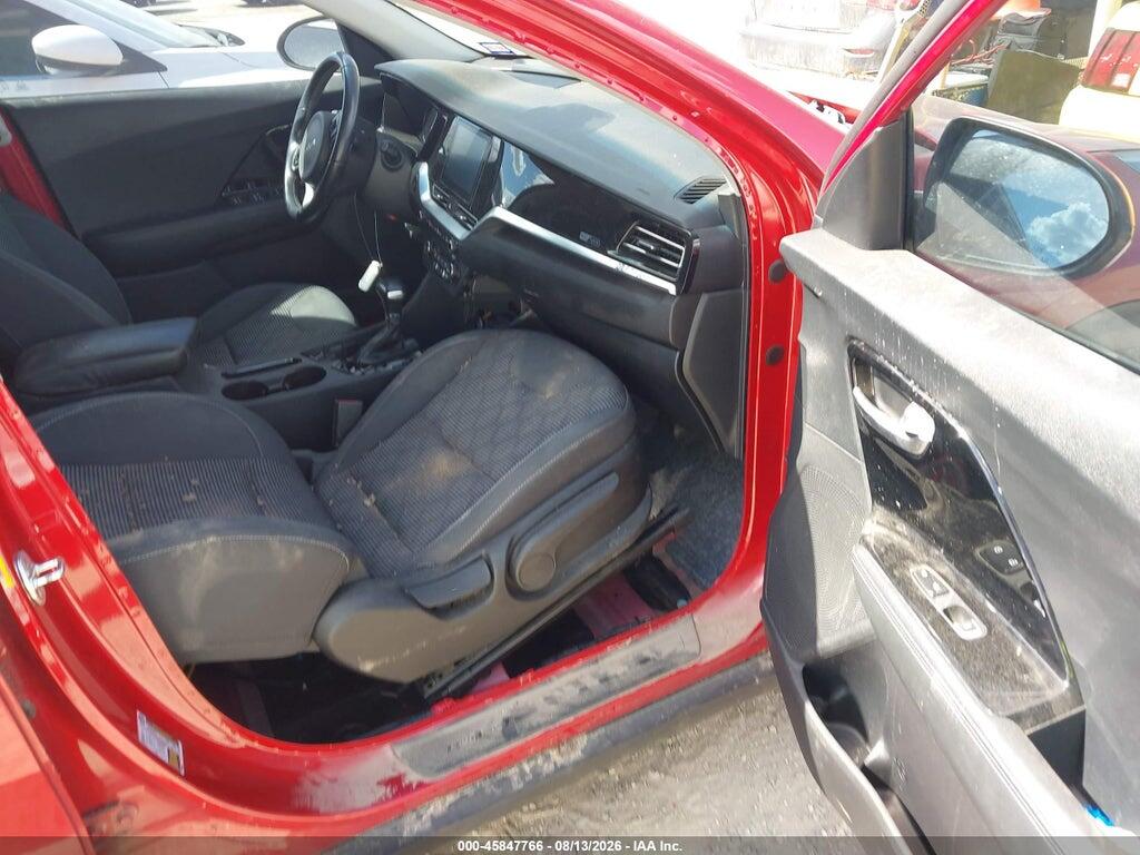 KNDCB3LC8N5524618 2022 KIA NIRO photo no. 5