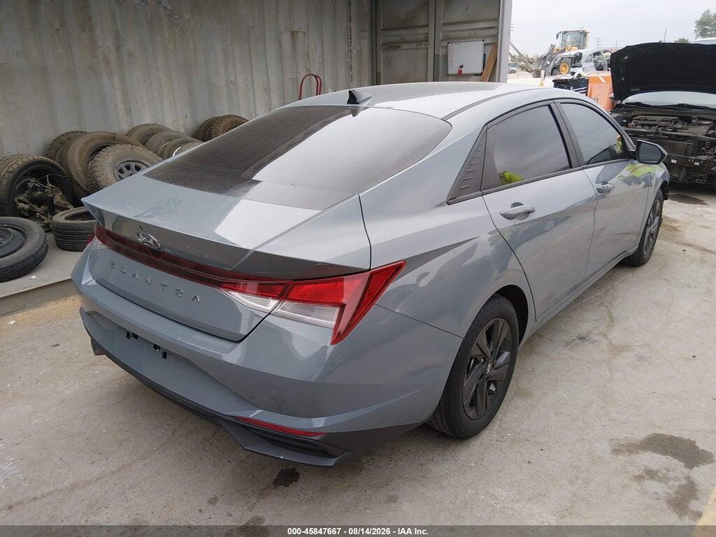 KMHLS4AG2NU240298 2022 HYUNDAI ELANTRA photo no. 4