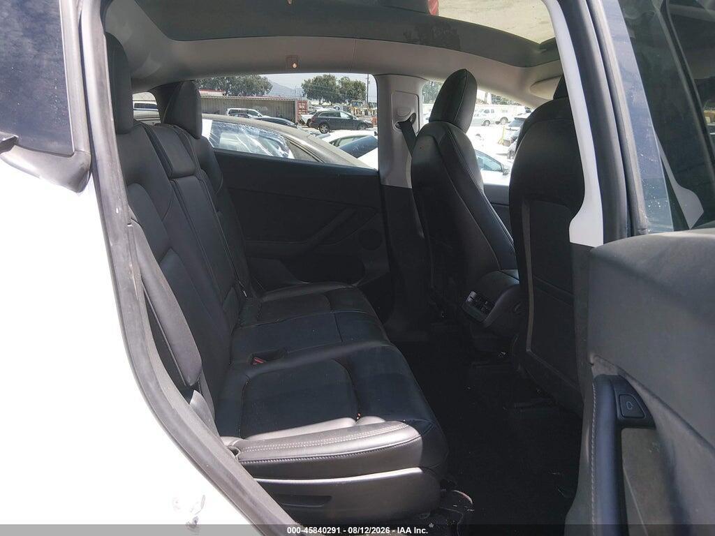 7SAYGAEE9NF314881 2022 TESLA MODEL Y photo no. 8