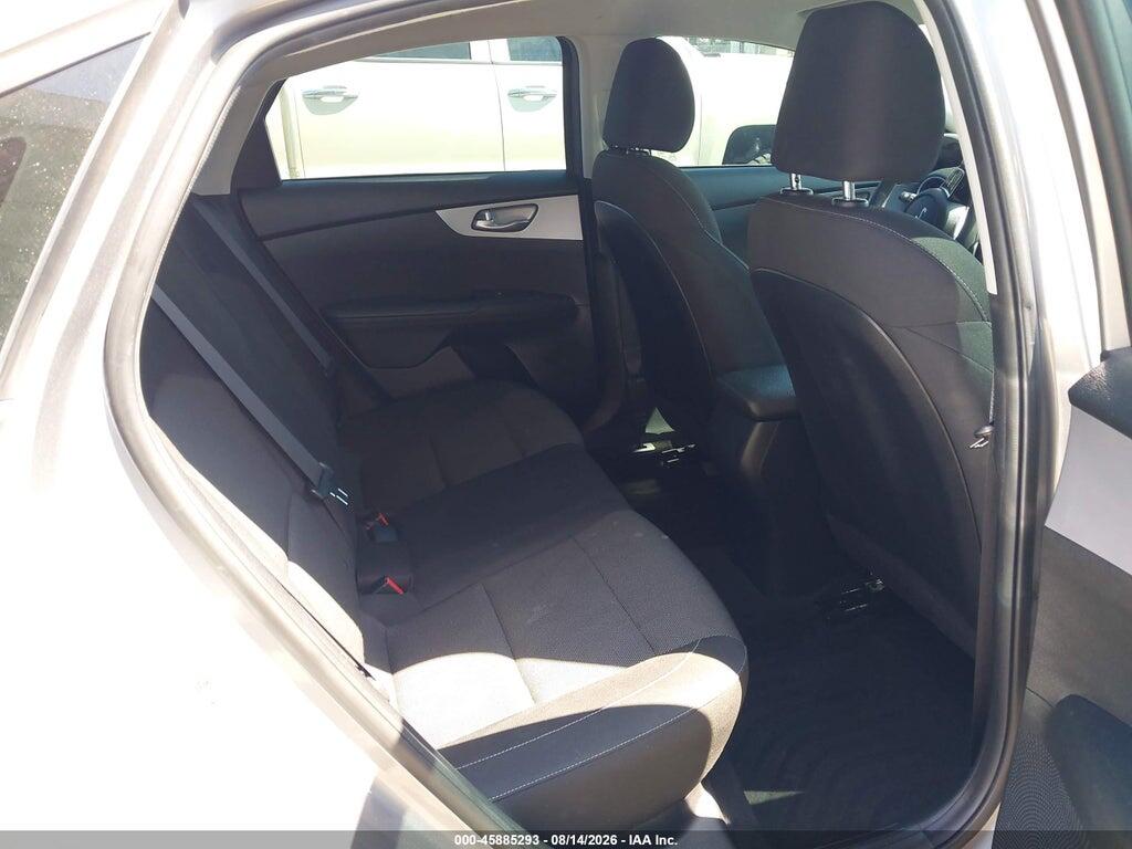 3KPF24AD8PE540212 2023 KIA FORTE photo no. 8