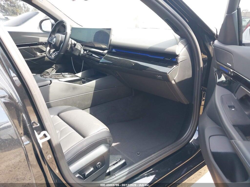 WBA43FJ08RCR61917 2024 BMW 530I photo no. 5