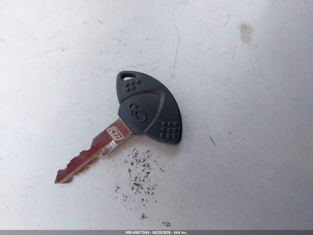 LC2U2A020PC200336 2023 KYMCO USA INC SUPER 8 photo no. 11