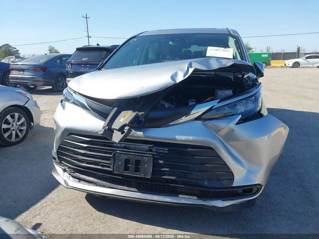 5TDBRKEC5RS217924 2024 TOYOTA SIENNA photo no. 6