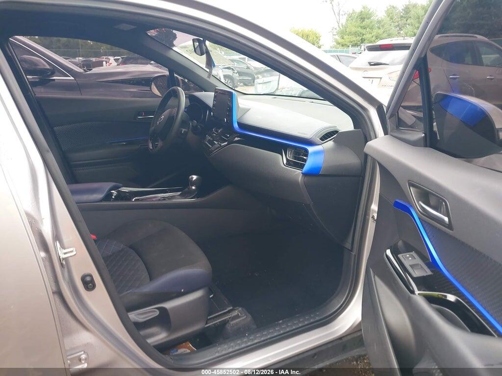 JTNKHMBX1L1069003 2020 TOYOTA C-HR photo no. 5