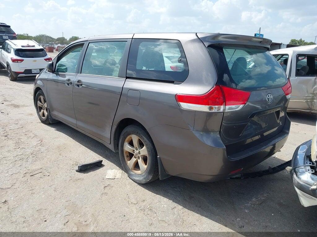 5TDZK3DC1DS296852 2013 TOYOTA SIENNA photo no. 3