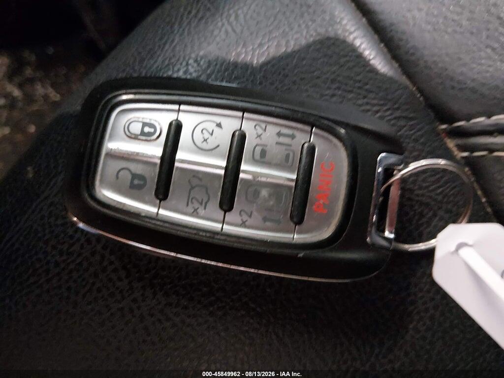 2C4RC1BG1LR233068 2020 CHRYSLER PACIFICA photo no. 11