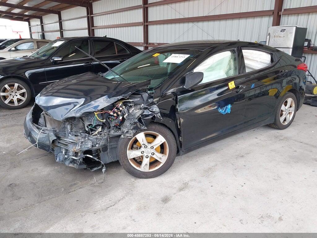 5NPDH4AE3DH388782 2013 HYUNDAI ELANTRA photo no. 2