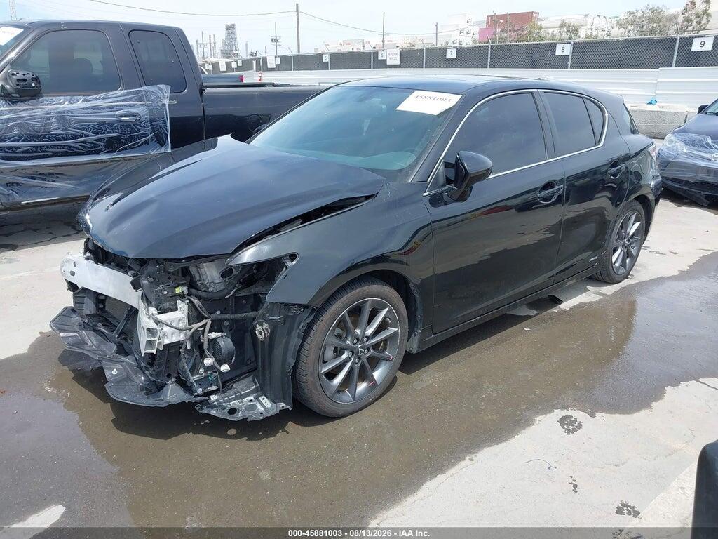 JTHKD5BH0D2138935 2013 LEXUS CT 200H photo no. 2