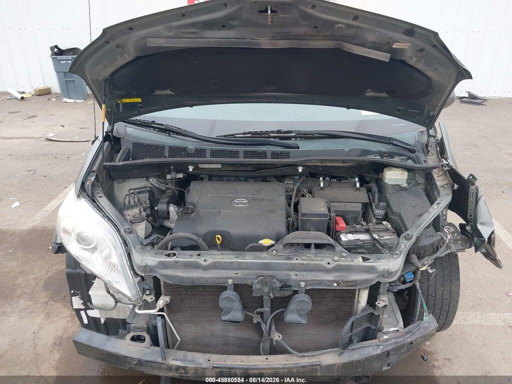 5TDKK3DC3DS379295 2013 TOYOTA SIENNA photo no. 10