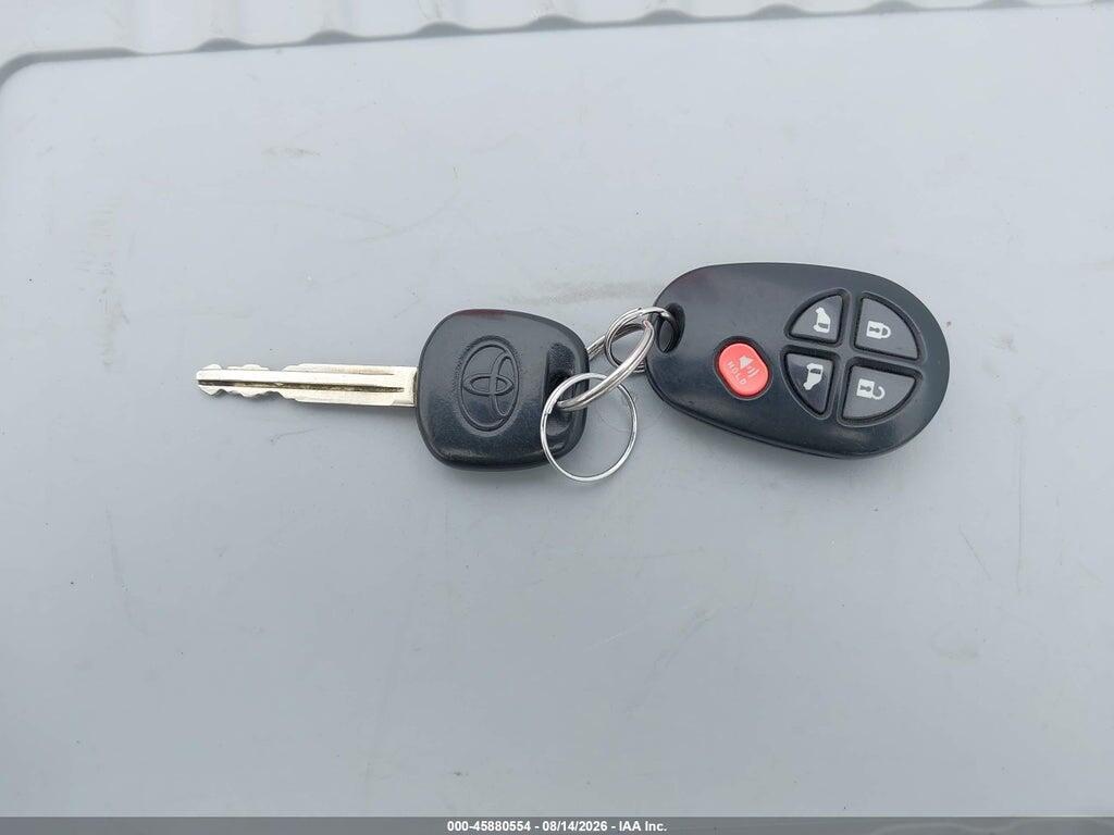 5TDKK3DC3DS379295 2013 TOYOTA SIENNA photo no. 11