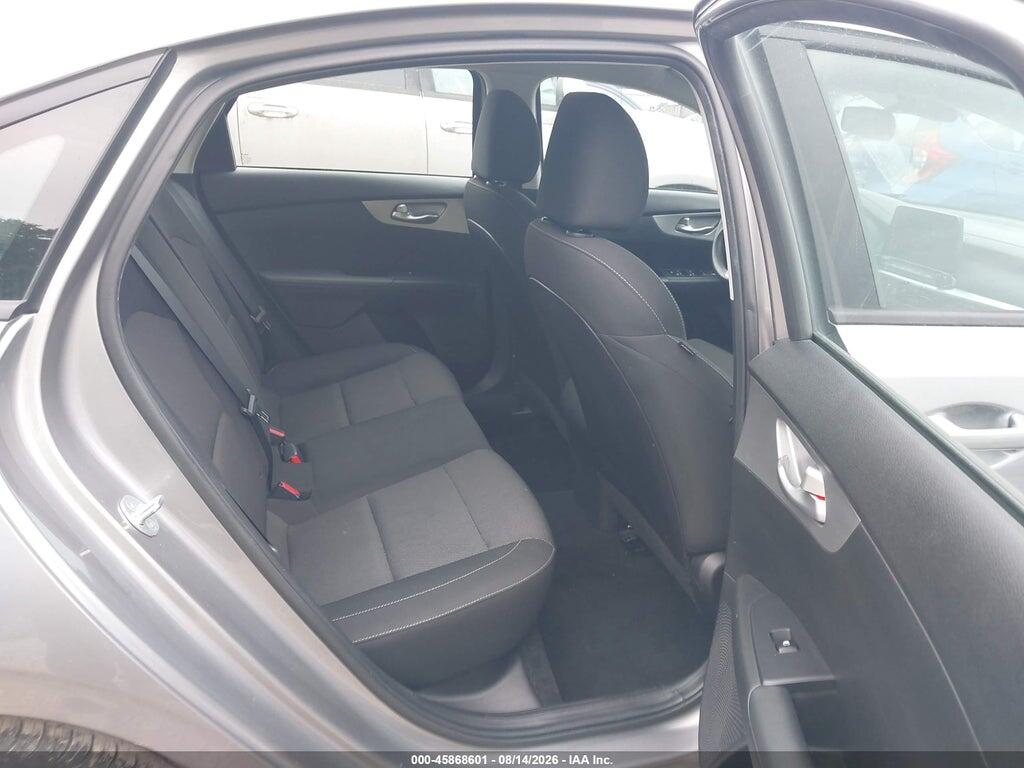 3KPF24AD2PE627426 2023 KIA FORTE photo no. 8
