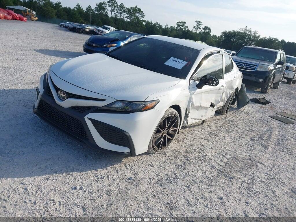 4T1G11AK2MU569847 2021 TOYOTA CAMRY photo no. 2