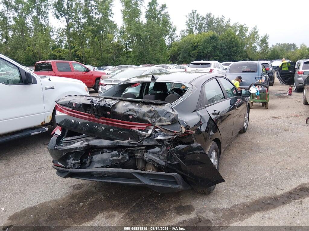 5NPLL4AG5MH036587 2021 HYUNDAI ELANTRA photo no. 4