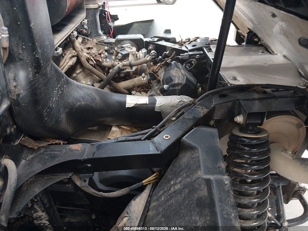 LCELV1ZA6P6004772 2023 CF MOTO UFORCE photo no. 9