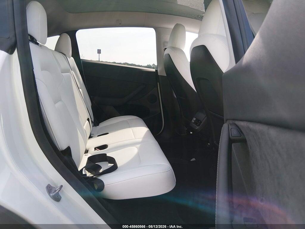 7SAYGDEE4RF177095 2024 TESLA MODEL Y photo no. 8