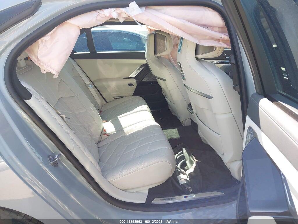 WBY53EJ04RCR21091 2024 BMW I7 photo no. 8