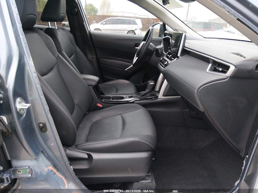 7MUDAABG1RV108450 2024 TOYOTA COROLLA CROSS photo no. 5