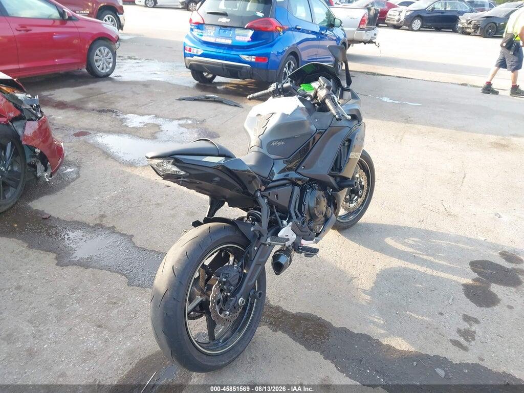 ML5EXEP19RDAB7309 2024 KAWASAKI EX650 photo no. 4