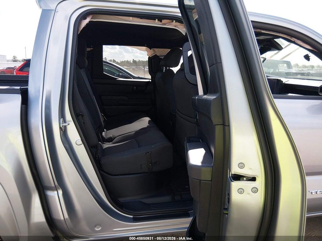 3TMKB5FN5RM010052 2024 TOYOTA TACOMA photo no. 8