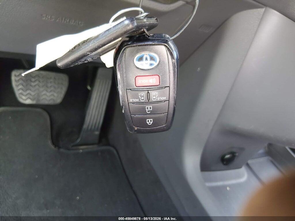 5TDKRKECXRS201864 2024 TOYOTA SIENNA photo no. 11