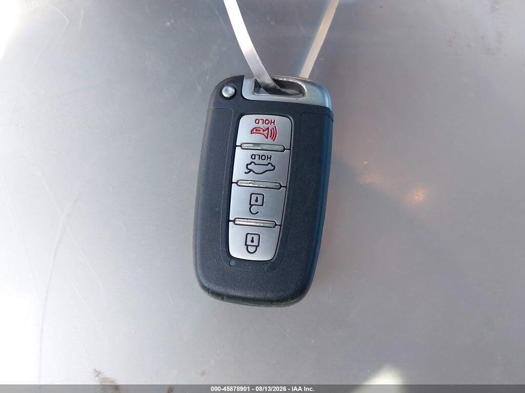 5NPEC4AC3DH628673 2013 HYUNDAI SONATA photo no. 11