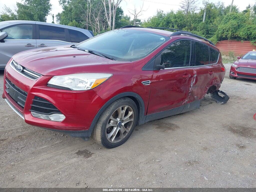 1FMCU9H95DUC69811 2013 FORD ESCAPE photo no. 2