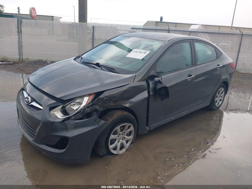 KMHCT4AEXDU355953 2013 HYUNDAI ACCENT photo no. 2
