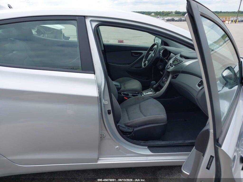 5NPDH4AEXDH178387 2013 HYUNDAI ELANTRA photo no. 5