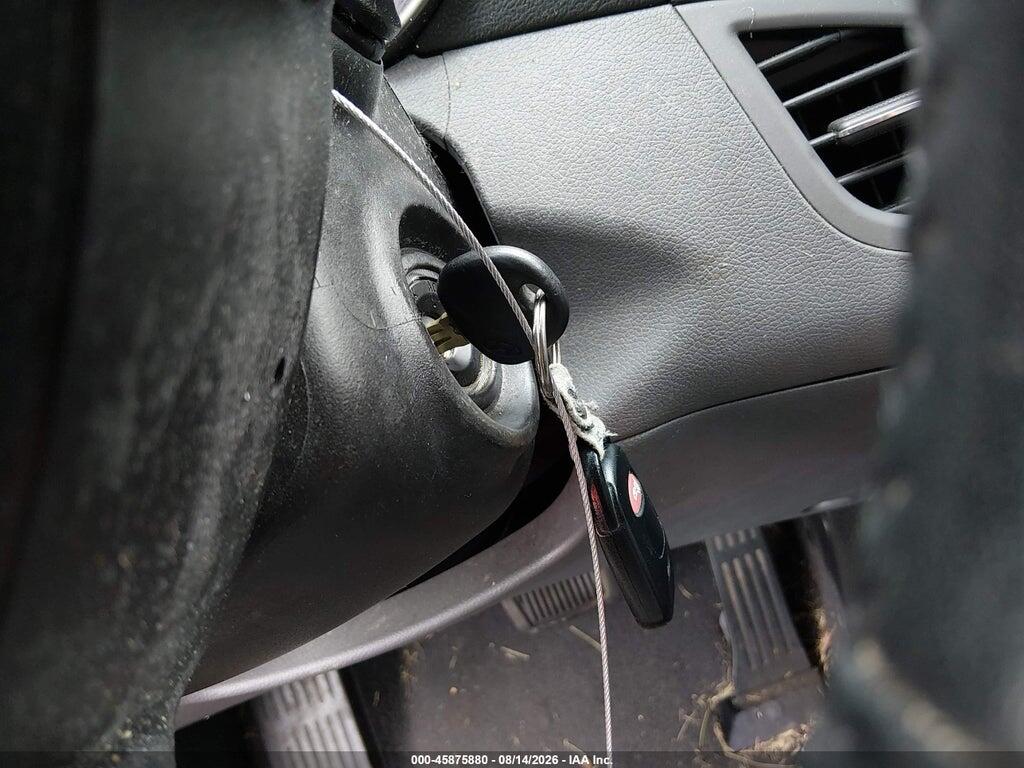 5NPDH4AE2DH273302 2013 HYUNDAI ELANTRA photo no. 11