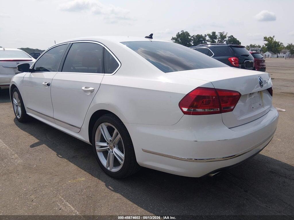 1VWCM7A36DC014621 2013 VOLKSWAGEN PASSAT photo no. 3