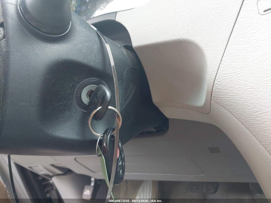 5TDYK3DC4DS372947 2013 TOYOTA SIENNA photo no. 11