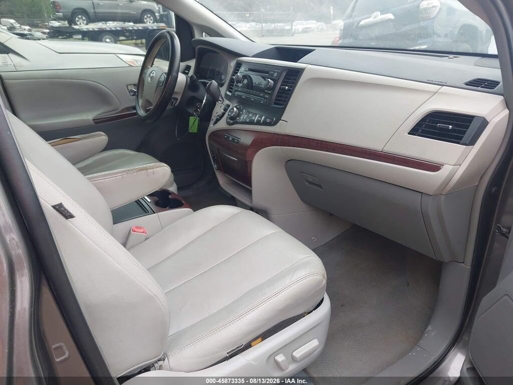 5TDYK3DC4DS372947 2013 TOYOTA SIENNA photo no. 5