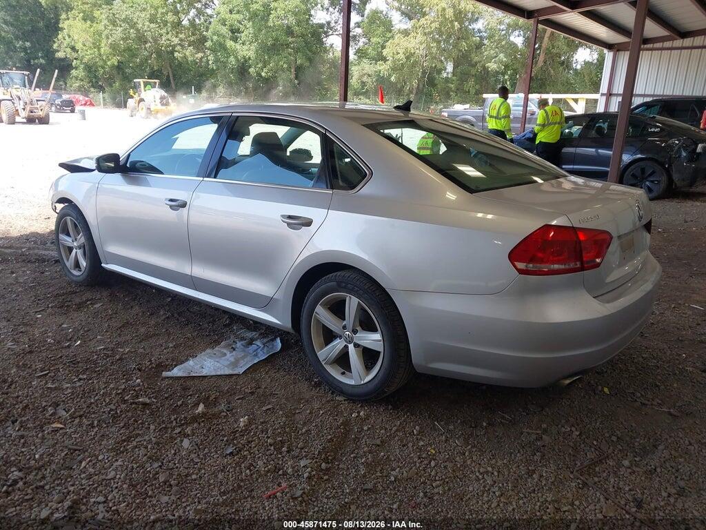 1VWBH7A33DC087364 2013 VOLKSWAGEN PASSAT photo no. 3