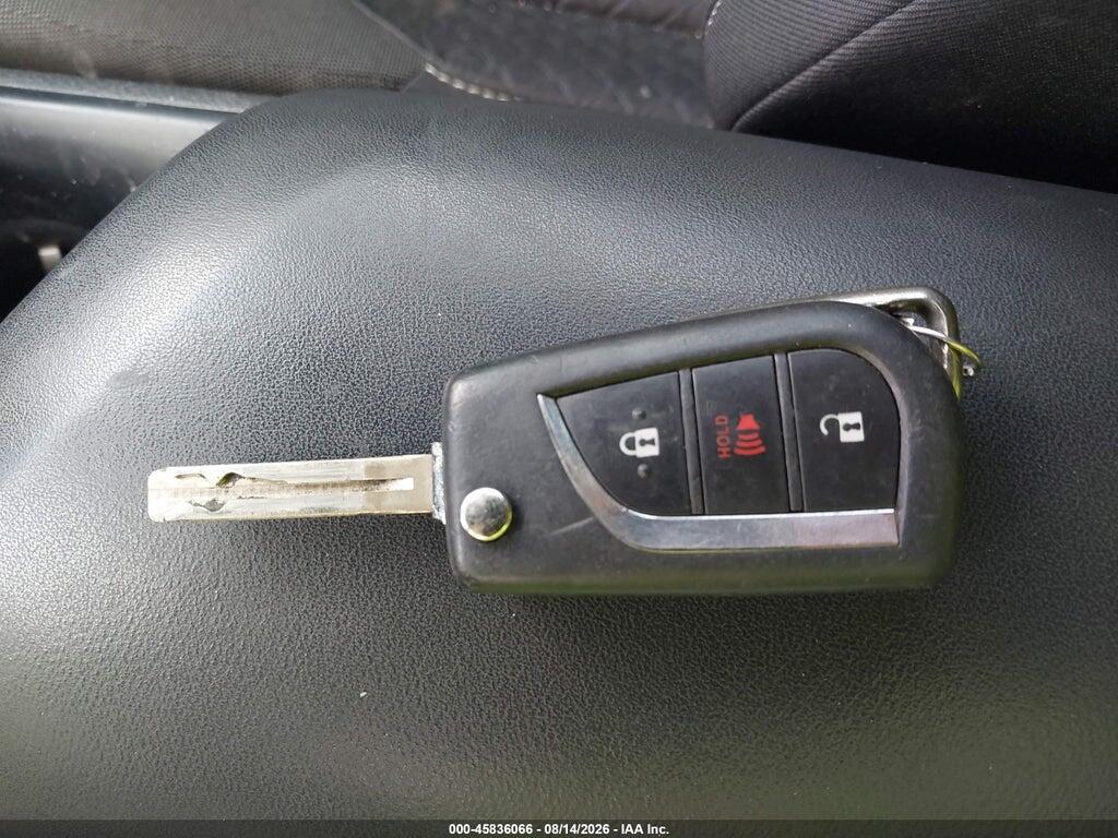 NMTKHMBX3LR105814 2020 TOYOTA C-HR photo no. 11