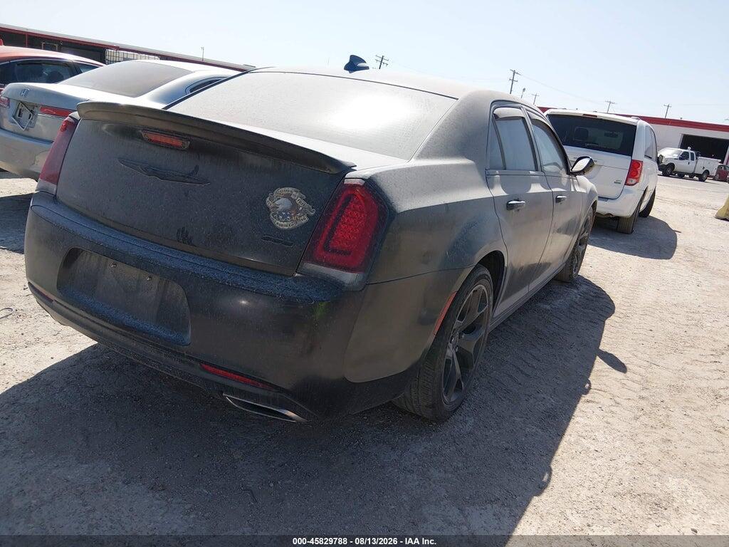 2C3CCAAG4LH202947 2020 CHRYSLER 300 photo no. 4