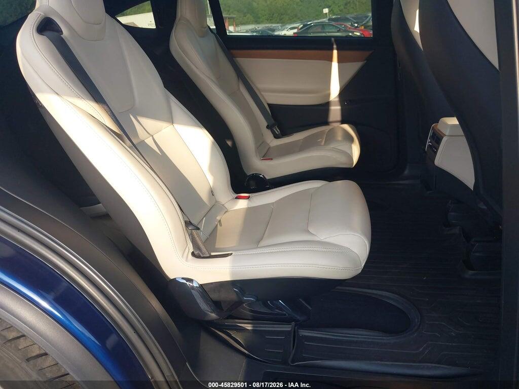 5YJXCBE26LF301289 2020 TESLA MODEL X photo no. 8