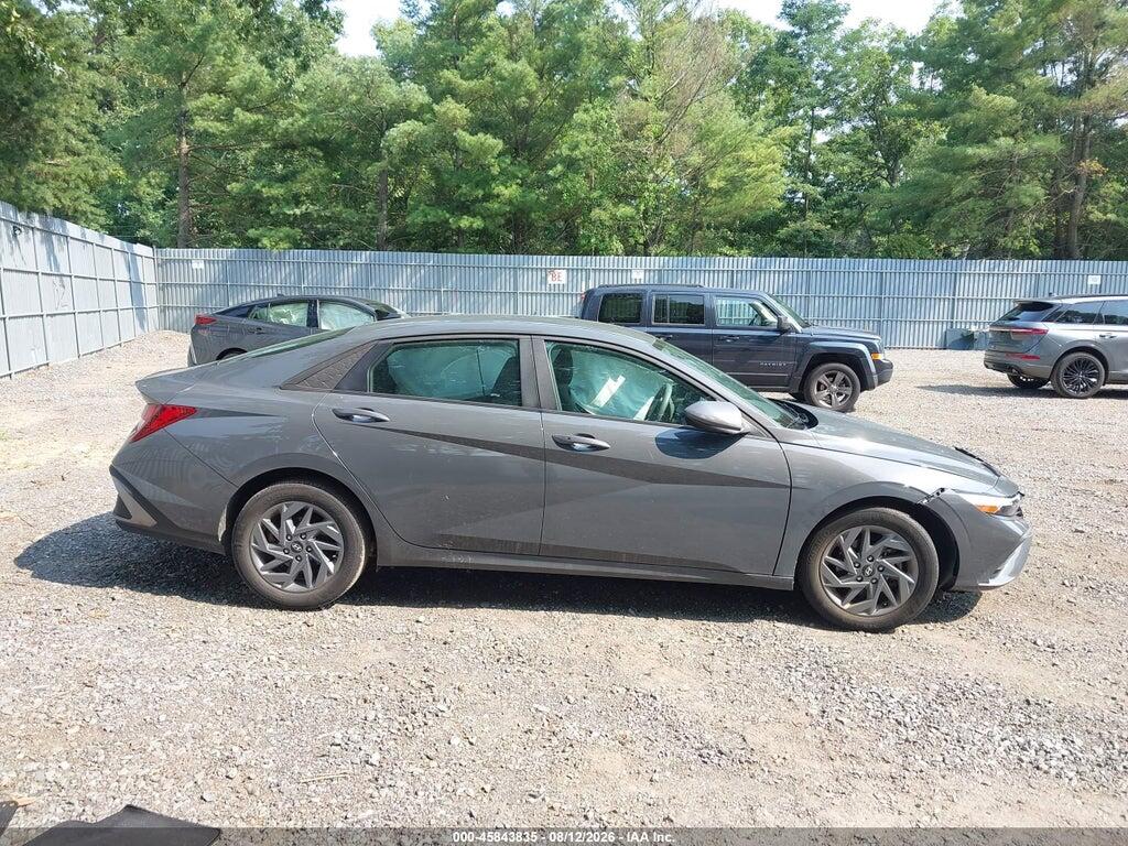KMHLM4DG9RU849528 2024 HYUNDAI ELANTRA photo no. 12
